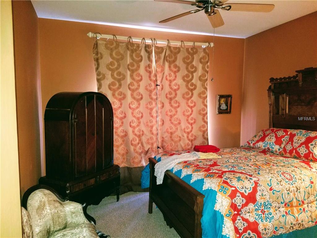 11230 PARADISE POINT WAY, NEW PORT RICHEY, Florida 34654, 3 Bedrooms Bedrooms, 4 Rooms Rooms,2 BathroomsBathrooms,Residential,For sale,PARADISE POINT,W7637497