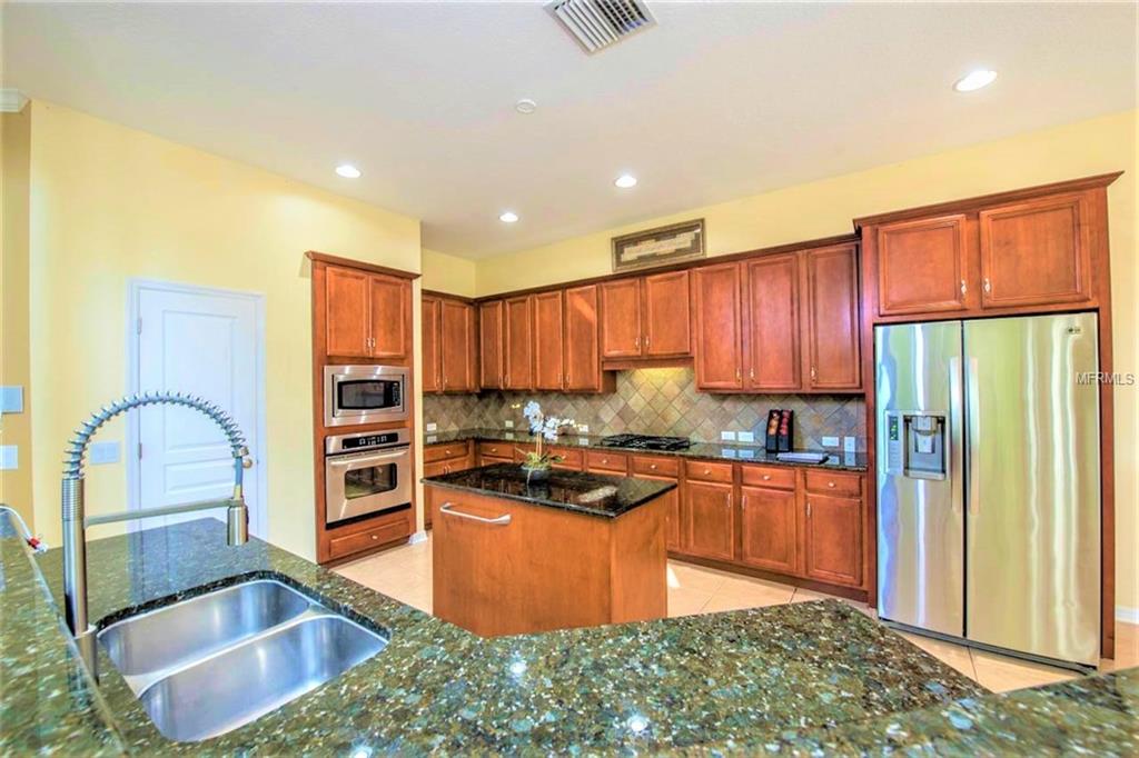 5212 BRIGHTON SHORE DRIVE, APOLLO BEACH, Florida 33572, 5 Bedrooms Bedrooms, 4 Rooms Rooms,3 BathroomsBathrooms,Residential,For sale,BRIGHTON SHORE,T2926917