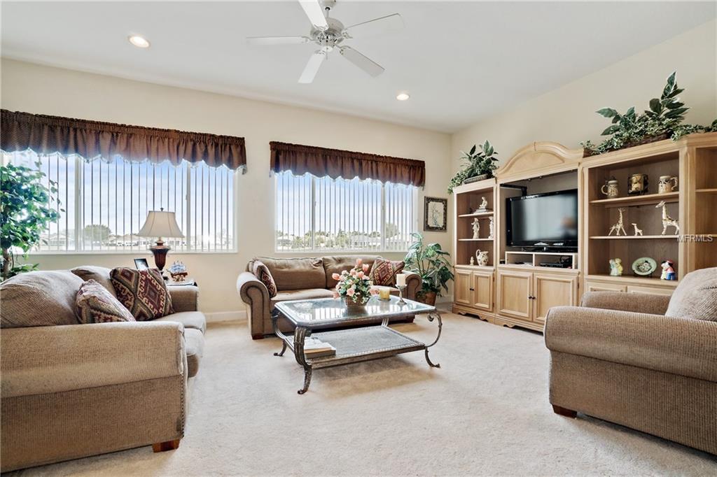 12476 SE 94 COURT, SUMMERFIELD, Florida 34491, 2 Bedrooms Bedrooms, 8 Rooms Rooms,2 BathroomsBathrooms,Residential,For sale,94,G4852689