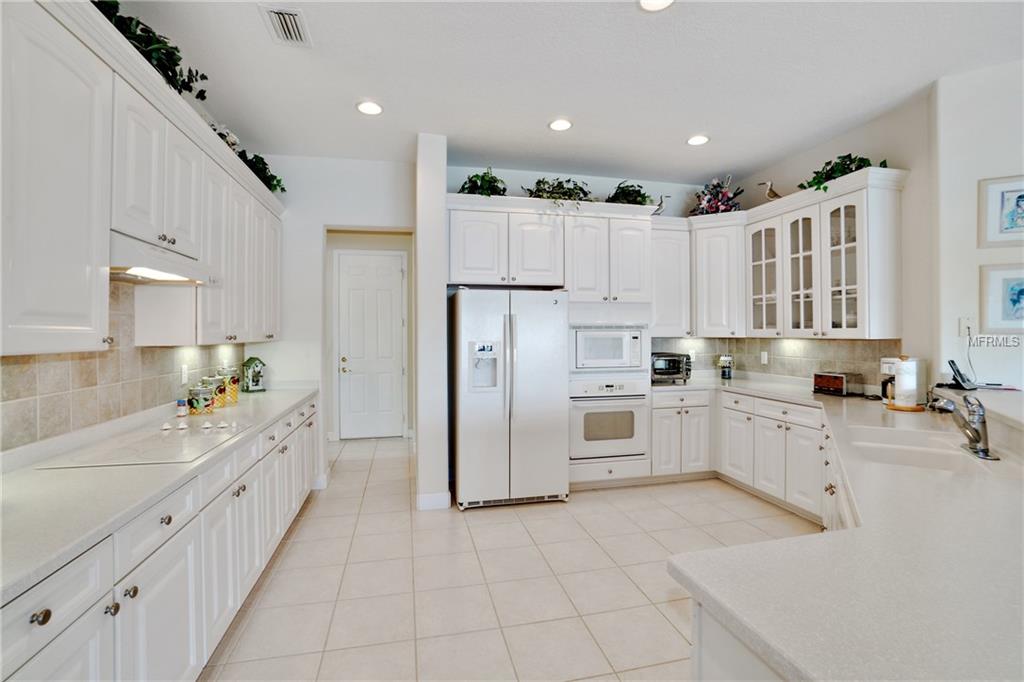 12476 SE 94 COURT, SUMMERFIELD, Florida 34491, 2 Bedrooms Bedrooms, 8 Rooms Rooms,2 BathroomsBathrooms,Residential,For sale,94,G4852689