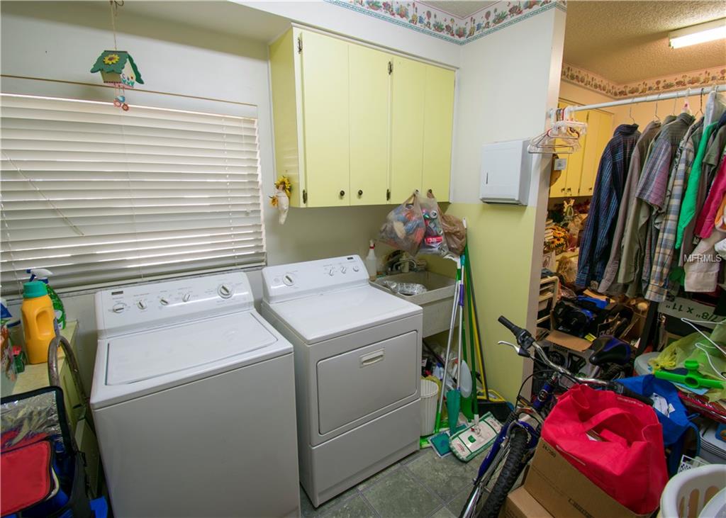 1250 17TH STREET NW, WINTER HAVEN, Florida 33881, 5 Bedrooms Bedrooms, 3 Rooms Rooms,3 BathroomsBathrooms,Residential,For sale,17TH,P4719048