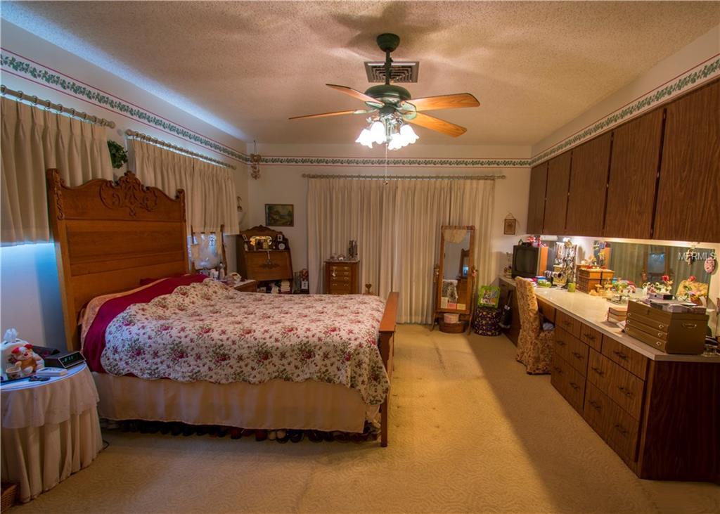 1250 17TH STREET NW, WINTER HAVEN, Florida 33881, 5 Bedrooms Bedrooms, 3 Rooms Rooms,3 BathroomsBathrooms,Residential,For sale,17TH,P4719048