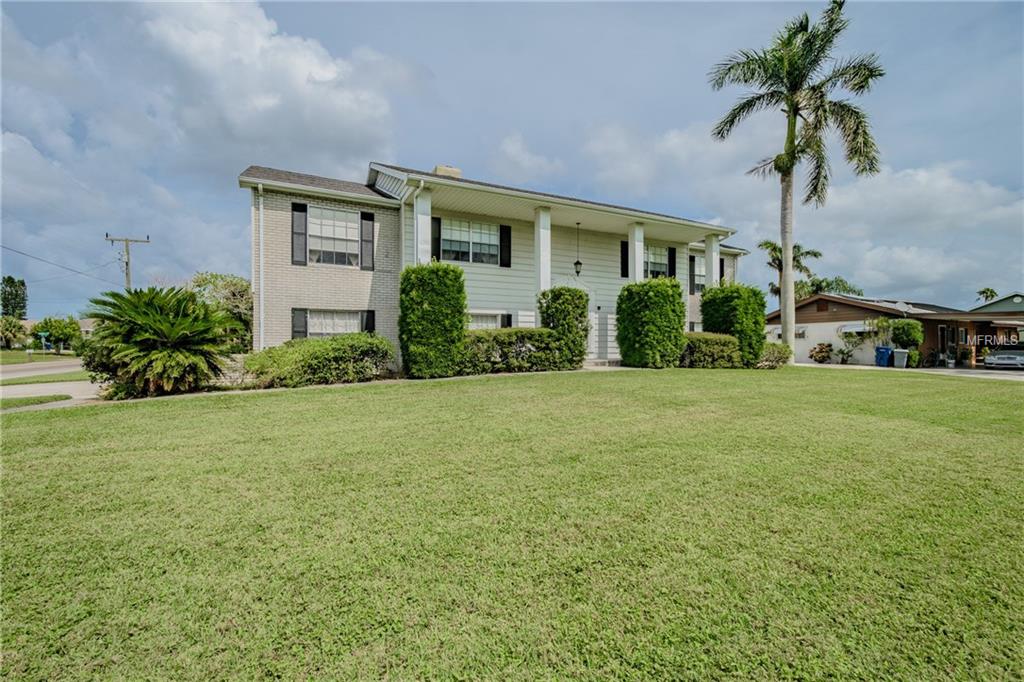 4318 POMPANO LANE, PALMETTO, Florida 34221, 3 Bedrooms Bedrooms, 7 Rooms Rooms,2 BathroomsBathrooms,Residential,For sale,POMPANO,A4198213