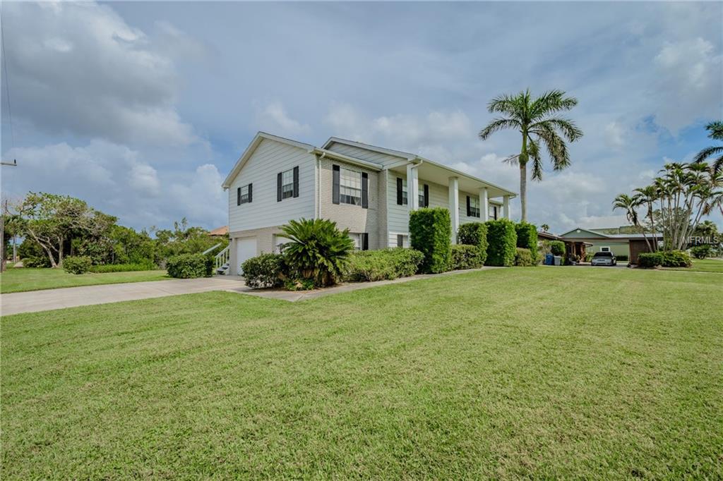 4318 POMPANO LANE, PALMETTO, Florida 34221, 3 Bedrooms Bedrooms, 7 Rooms Rooms,2 BathroomsBathrooms,Residential,For sale,POMPANO,A4198213