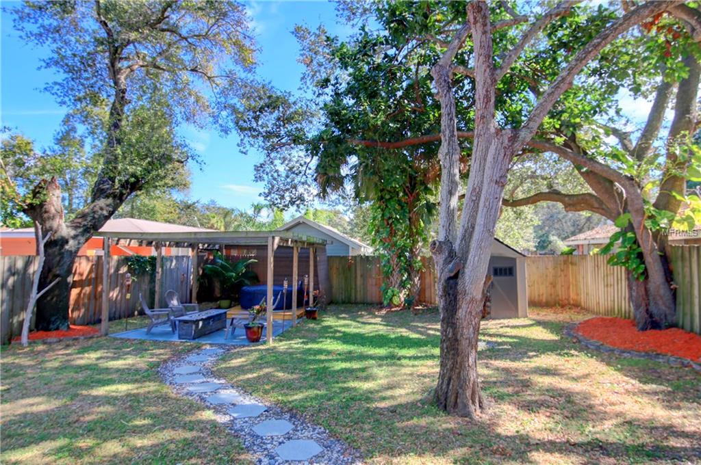 1001 8TH STREET N, ST PETERSBURG, Florida 33701, 4 Bedrooms Bedrooms, 3 Rooms Rooms,3 BathroomsBathrooms,Residential,For sale,8TH,U7838575