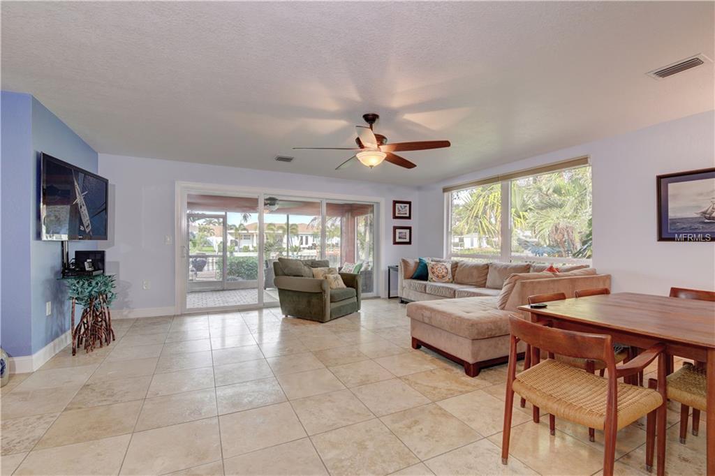 9511 SUN ISLE DRIVE NE, ST PETERSBURG, Florida 33702, 3 Bedrooms Bedrooms, 3 Rooms Rooms,2 BathroomsBathrooms,Residential,For sale,SUN ISLE,U7841116