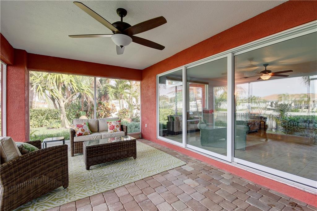 9511 SUN ISLE DRIVE NE, ST PETERSBURG, Florida 33702, 3 Bedrooms Bedrooms, 3 Rooms Rooms,2 BathroomsBathrooms,Residential,For sale,SUN ISLE,U7841116