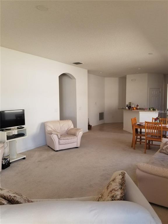 14545 HUNTCLIFF PARK WAY, ORLANDO, Florida 32824, 3 Bedrooms Bedrooms, 5 Rooms Rooms,2 BathroomsBathrooms,Residential,For sale,HUNTCLIFF PARK,O5554581