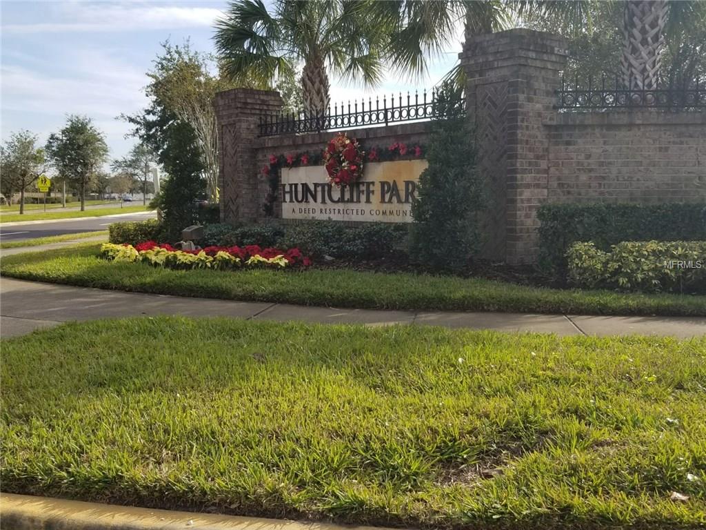 14545 HUNTCLIFF PARK WAY, ORLANDO, Florida 32824, 3 Bedrooms Bedrooms, 5 Rooms Rooms,2 BathroomsBathrooms,Residential,For sale,HUNTCLIFF PARK,O5554581
