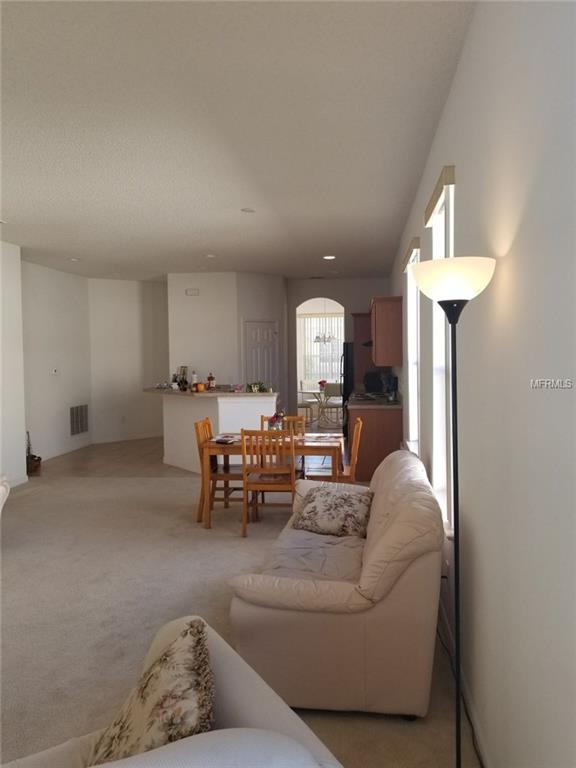 14545 HUNTCLIFF PARK WAY, ORLANDO, Florida 32824, 3 Bedrooms Bedrooms, 5 Rooms Rooms,2 BathroomsBathrooms,Residential,For sale,HUNTCLIFF PARK,O5554581