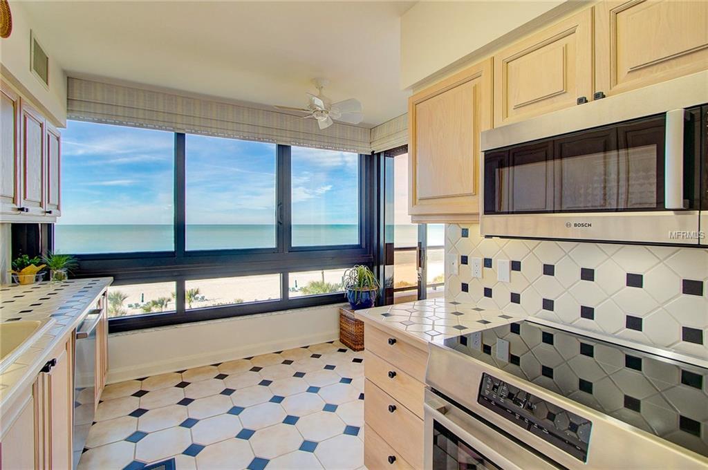 575 SANCTUARY DRIVE, LONGBOAT KEY, Florida 34228, 3 Bedrooms Bedrooms, 6 Rooms Rooms,3 BathroomsBathrooms,Residential,For sale,SANCTUARY,A4208078