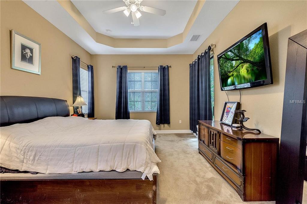 10718 WILLOW RIDGE LOOP, ORLANDO, Florida 32825, 4 Bedrooms Bedrooms, 8 Rooms Rooms,3 BathroomsBathrooms,Residential,For sale,WILLOW RIDGE,O5559885