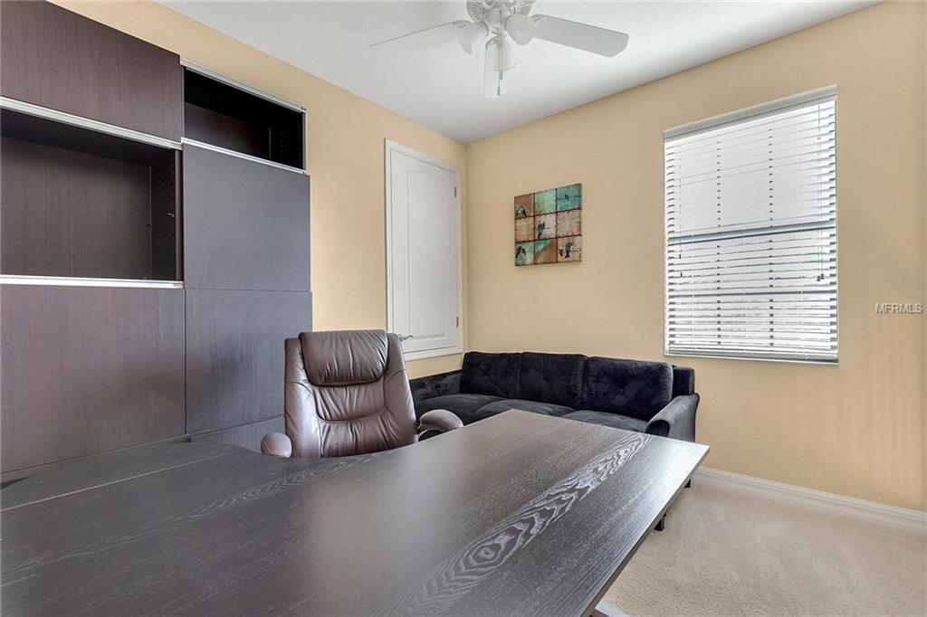 10718 WILLOW RIDGE LOOP, ORLANDO, Florida 32825, 4 Bedrooms Bedrooms, 8 Rooms Rooms,3 BathroomsBathrooms,Residential,For sale,WILLOW RIDGE,O5559885