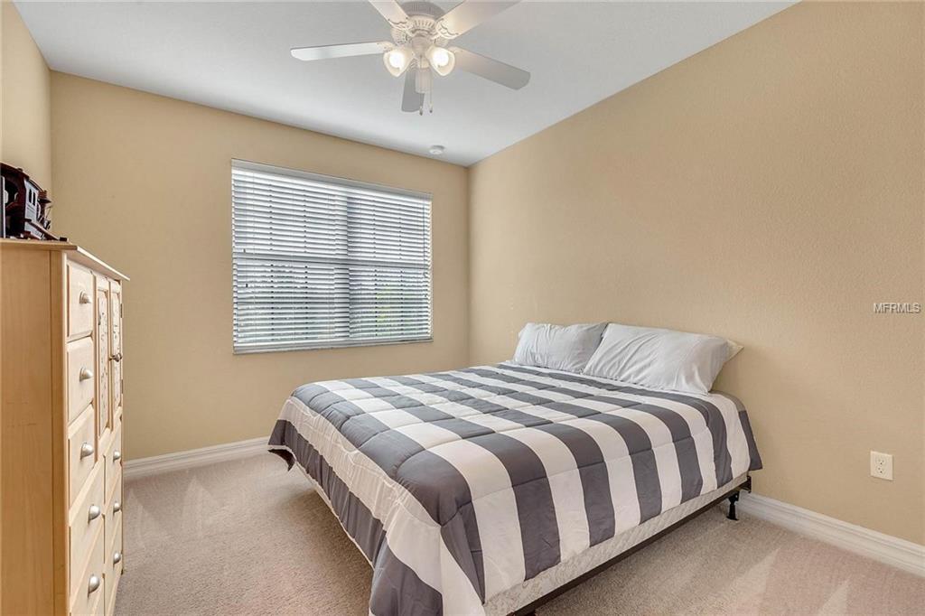 10718 WILLOW RIDGE LOOP, ORLANDO, Florida 32825, 4 Bedrooms Bedrooms, 8 Rooms Rooms,3 BathroomsBathrooms,Residential,For sale,WILLOW RIDGE,O5559885