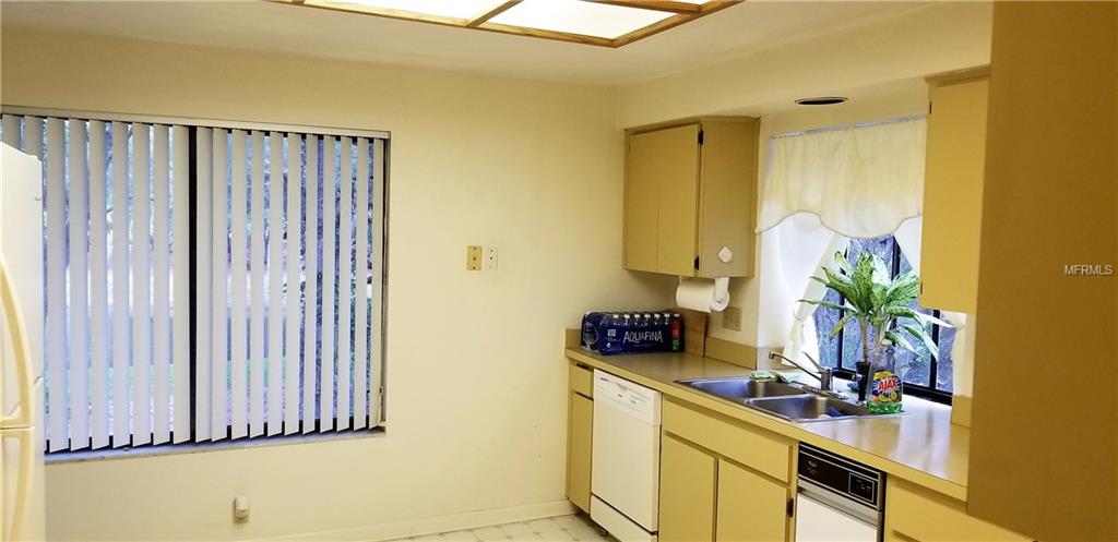 1703 LAKE CYPRESS DRIVE, SAFETY HARBOR, Florida 34695, 2 Bedrooms Bedrooms, 6 Rooms Rooms,2 BathroomsBathrooms,Residential,For sale,LAKE CYPRESS,T2927698