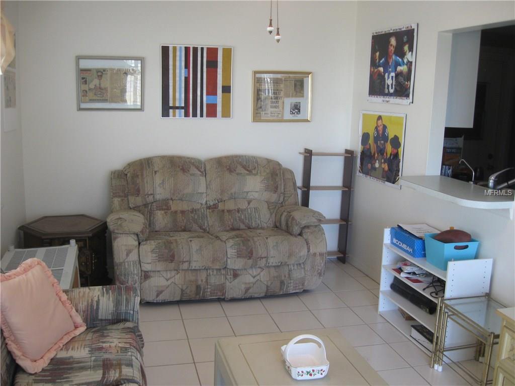 403 RICKENBACKER DRIVE, SUN CITY CENTER, Florida 33573, 2 Bedrooms Bedrooms, 6 Rooms Rooms,2 BathroomsBathrooms,Residential,For sale,RICKENBACKER,T2928127