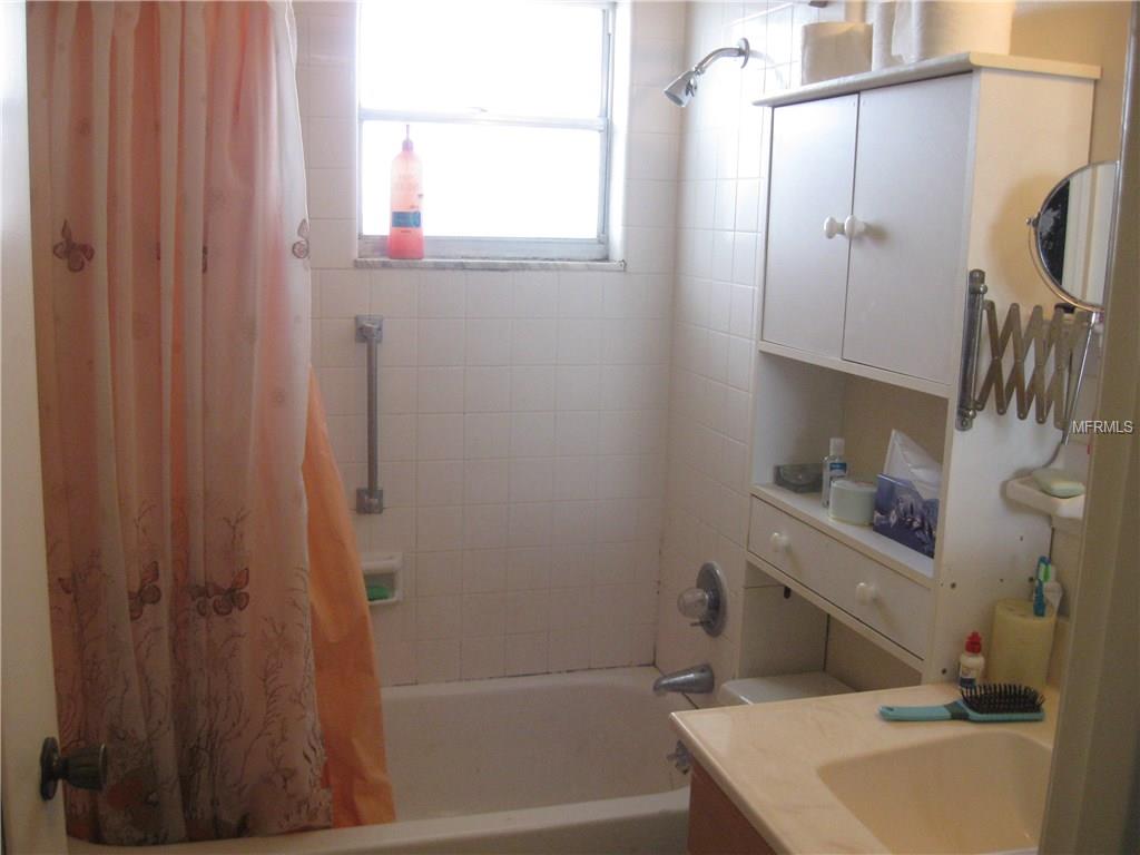 403 RICKENBACKER DRIVE, SUN CITY CENTER, Florida 33573, 2 Bedrooms Bedrooms, 6 Rooms Rooms,2 BathroomsBathrooms,Residential,For sale,RICKENBACKER,T2928127