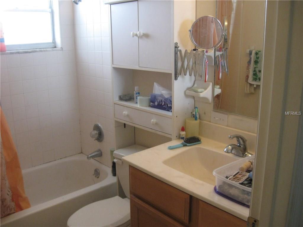 403 RICKENBACKER DRIVE, SUN CITY CENTER, Florida 33573, 2 Bedrooms Bedrooms, 6 Rooms Rooms,2 BathroomsBathrooms,Residential,For sale,RICKENBACKER,T2928127