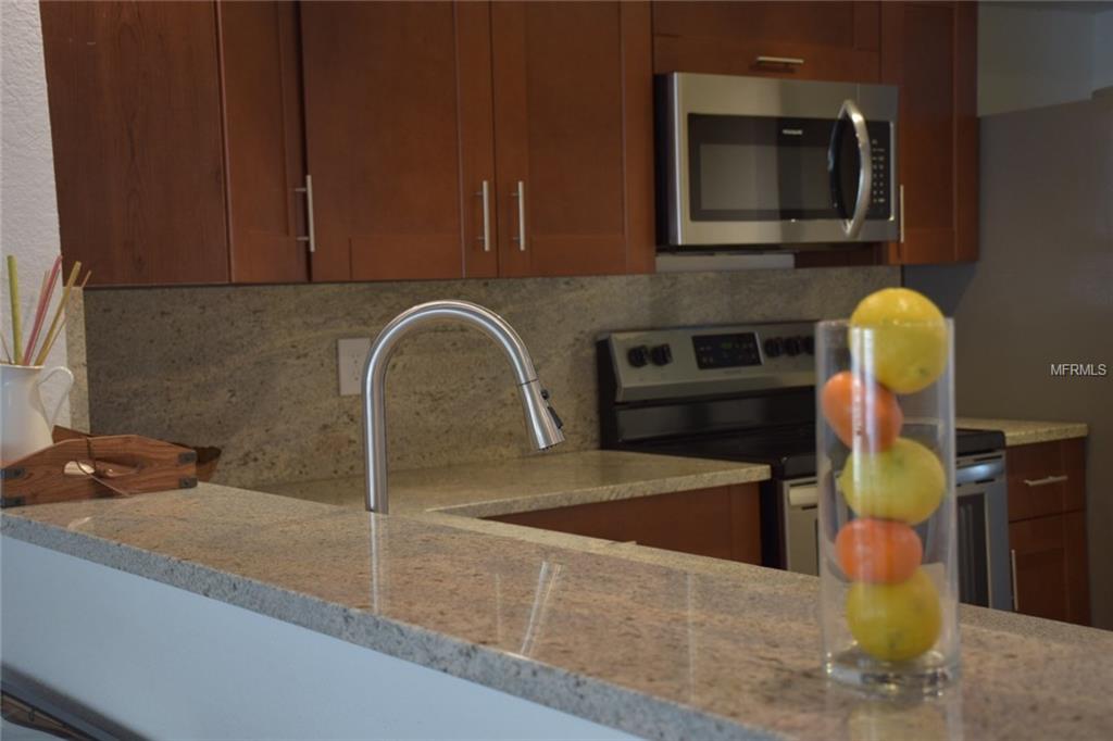 9925 7TH WAY N, ST PETERSBURG, Florida 33702, 2 Bedrooms Bedrooms, 4 Rooms Rooms,2 BathroomsBathrooms,Residential,For sale,7TH,U7847579