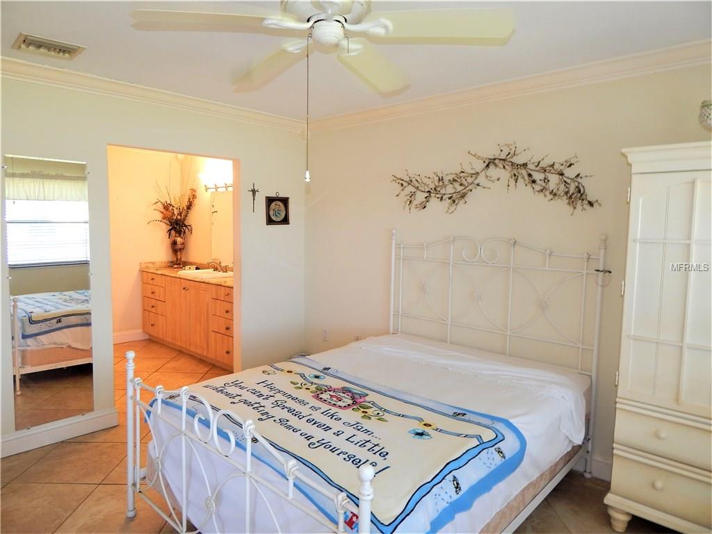 4072 SAN MASSIMO DRIVE, PUNTA GORDA, Florida 33950, 3 Bedrooms Bedrooms, 7 Rooms Rooms,2 BathroomsBathrooms,Residential,For sale,SAN MASSIMO,C7244203