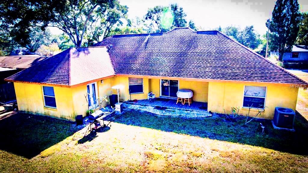 510 HICKORY LAKE DRIVE, BRANDON, Florida 33511, 4 Bedrooms Bedrooms, 6 Rooms Rooms,2 BathroomsBathrooms,Residential,For sale,HICKORY LAKE,T2915844