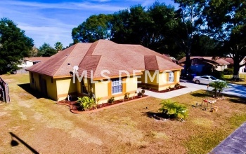 510 HICKORY LAKE DRIVE, BRANDON, Florida 33511, 4 Bedrooms Bedrooms, 6 Rooms Rooms,2 BathroomsBathrooms,Residential,For sale,HICKORY LAKE,T2915844