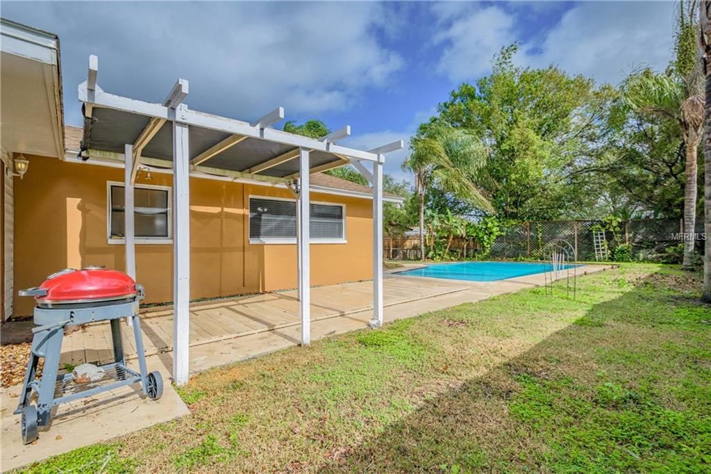 10613 DEL PRADO DRIVE W, LARGO, Florida 33774, 4 Bedrooms Bedrooms, 7 Rooms Rooms,2 BathroomsBathrooms,Residential,For sale,DEL PRADO,U7841120