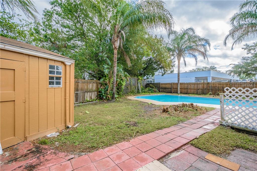 10613 DEL PRADO DRIVE W, LARGO, Florida 33774, 4 Bedrooms Bedrooms, 7 Rooms Rooms,2 BathroomsBathrooms,Residential,For sale,DEL PRADO,U7841120