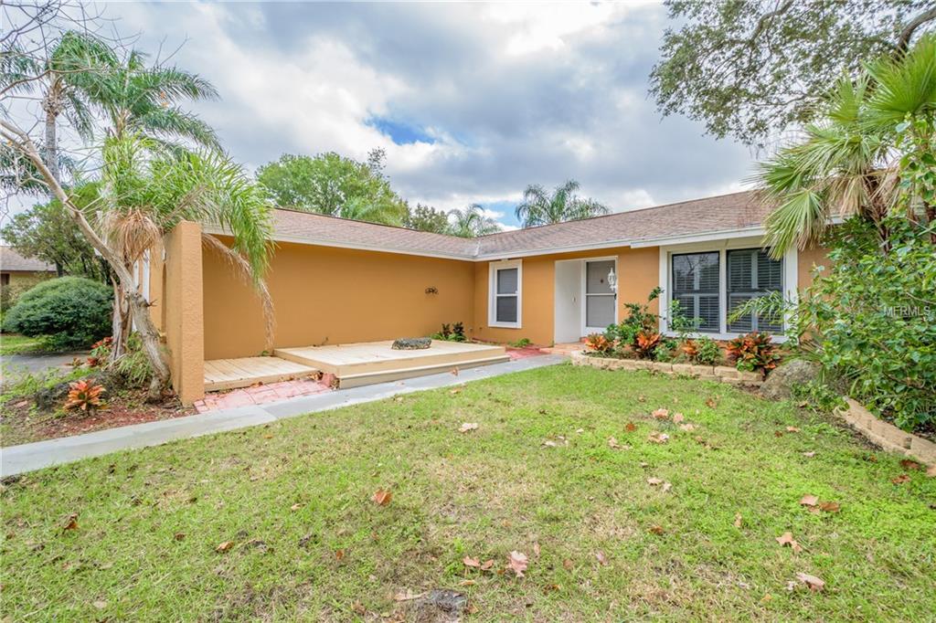 10613 DEL PRADO DRIVE W, LARGO, Florida 33774, 4 Bedrooms Bedrooms, 7 Rooms Rooms,2 BathroomsBathrooms,Residential,For sale,DEL PRADO,U7841120