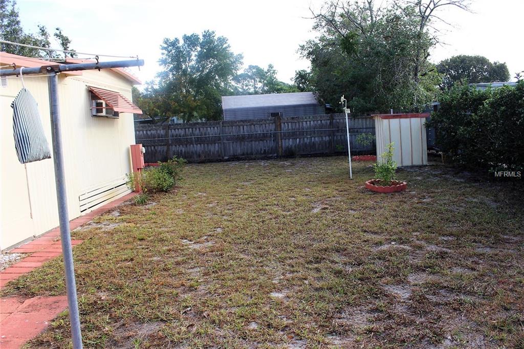 12036 GRACE LN, LEESBURG, Florida 34788, 2 Bedrooms Bedrooms, 4 Rooms Rooms,1 BathroomBathrooms,Residential,For sale,GRACE LN,G4850935