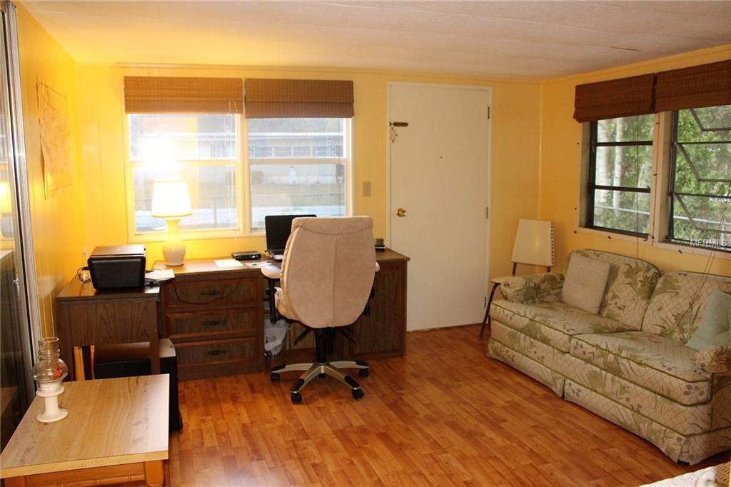 12036 GRACE LN, LEESBURG, Florida 34788, 2 Bedrooms Bedrooms, 4 Rooms Rooms,1 BathroomBathrooms,Residential,For sale,GRACE LN,G4850935