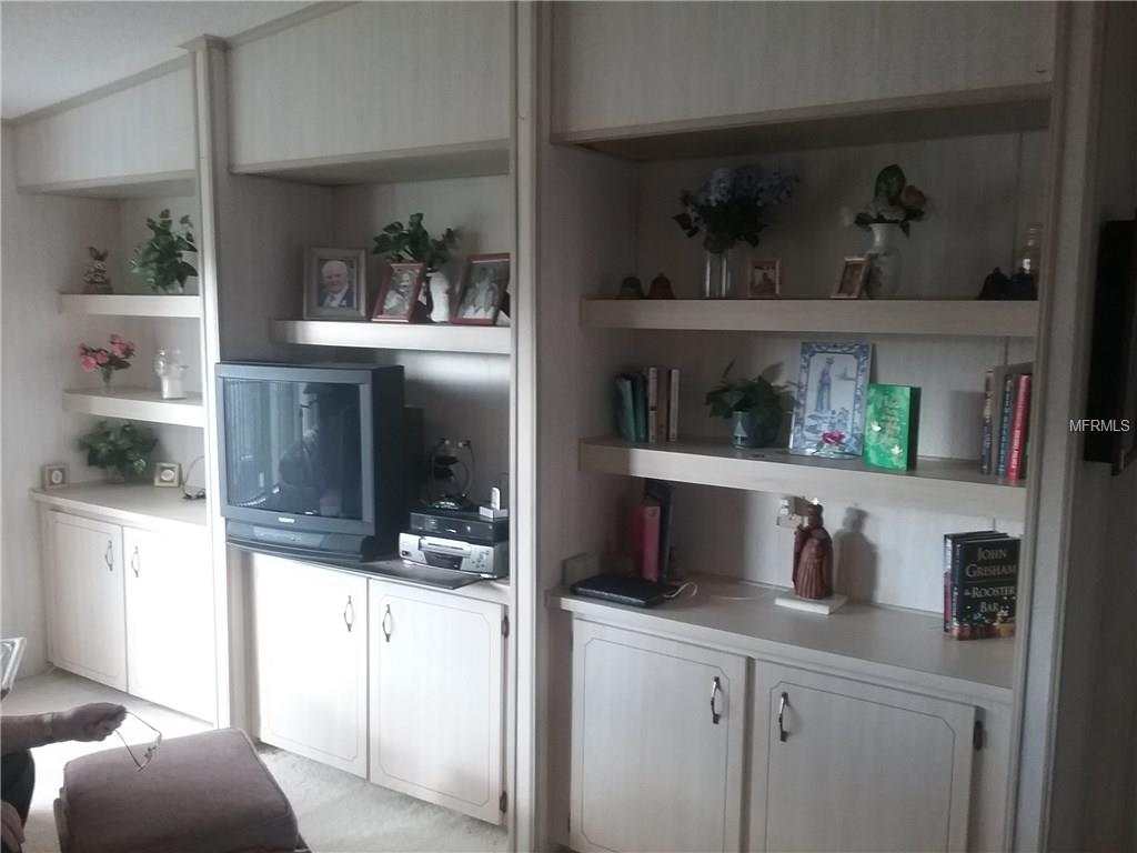 8517 COUNTESS AVENUE CIRCLE, PALMETTO, Florida 34221, 3 Bedrooms Bedrooms, 3 Rooms Rooms,2 BathroomsBathrooms,Residential,For sale,COUNTESS AVENUE,A4206441