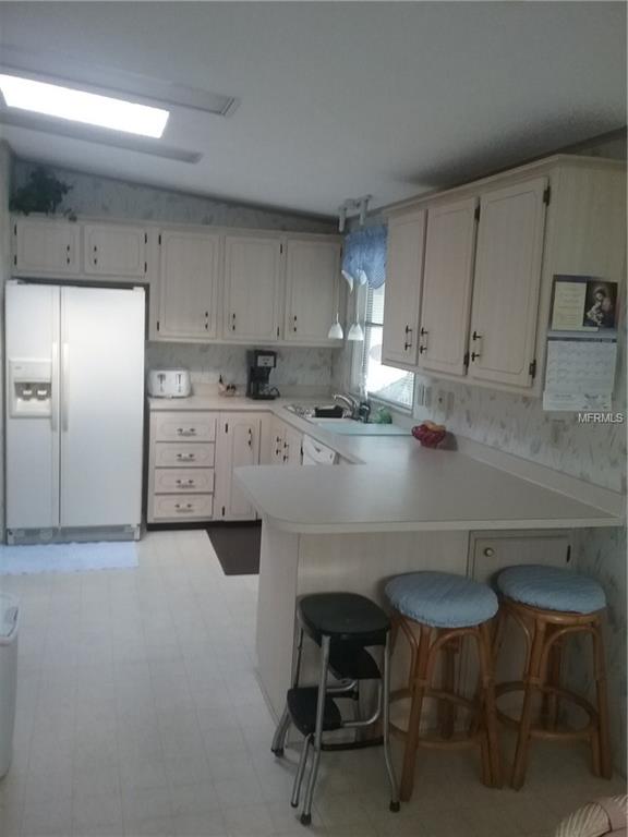 8517 COUNTESS AVENUE CIRCLE, PALMETTO, Florida 34221, 3 Bedrooms Bedrooms, 3 Rooms Rooms,2 BathroomsBathrooms,Residential,For sale,COUNTESS AVENUE,A4206441