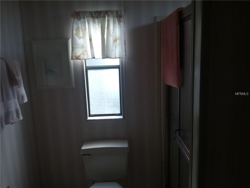 8517 COUNTESS AVENUE CIRCLE, PALMETTO, Florida 34221, 3 Bedrooms Bedrooms, 3 Rooms Rooms,2 BathroomsBathrooms,Residential,For sale,COUNTESS AVENUE,A4206441