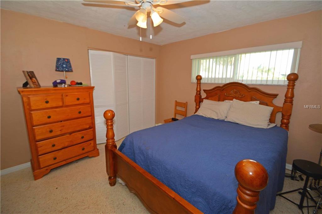 1000 79TH STREET S, ST PETERSBURG, Florida 33707, 3 Bedrooms Bedrooms, 6 Rooms Rooms,2 BathroomsBathrooms,Residential,For sale,79TH,U7844446