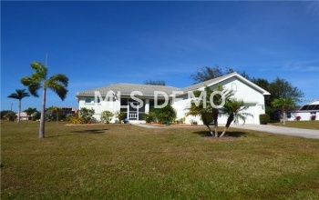 17407 MALARKY LANE, PUNTA GORDA, Florida 33955, 3 Bedrooms Bedrooms, 6 Rooms Rooms,2 BathroomsBathrooms,Residential,For sale,MALARKY,A4208804