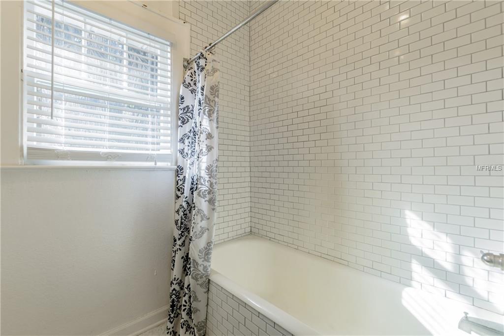 207 W CHELSEA STREET, TAMPA, Florida 33603, 3 Bedrooms Bedrooms, 3 Rooms Rooms,2 BathroomsBathrooms,Residential,For sale,CHELSEA,T2927702