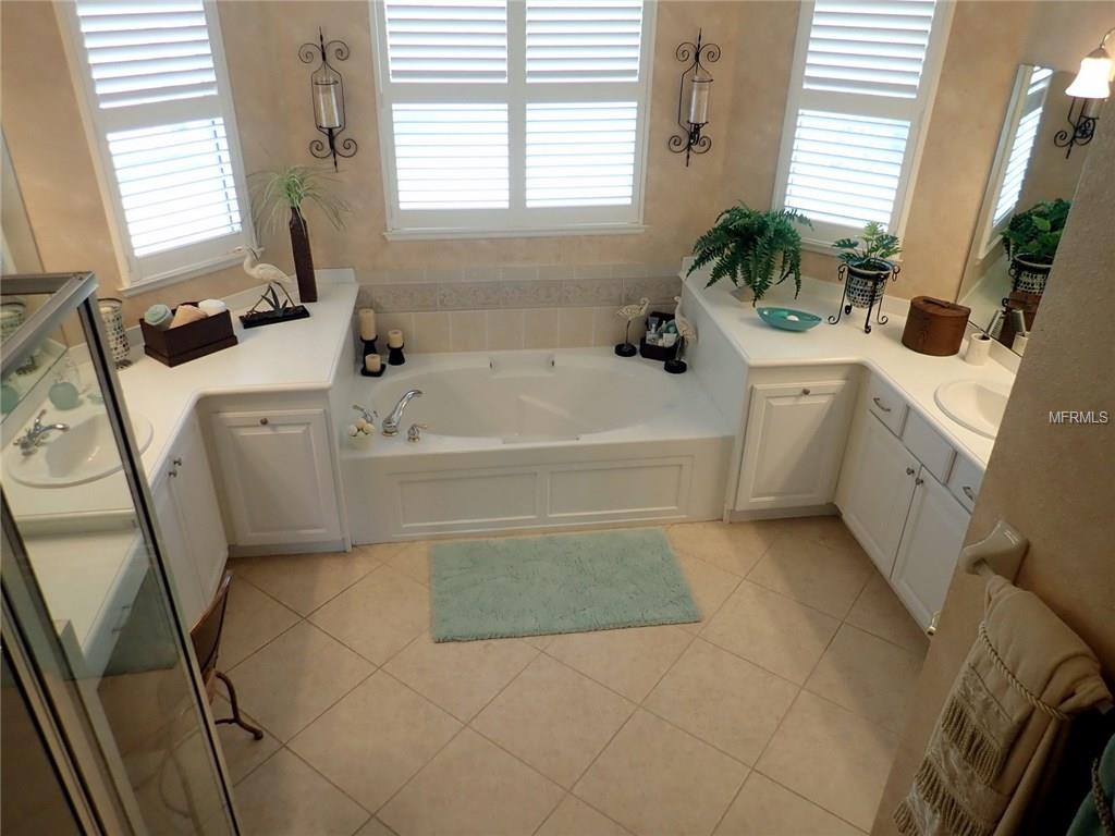 517 GENOA DRIVE, KISSIMMEE, Florida 34759, 2 Bedrooms Bedrooms, 7 Rooms Rooms,2 BathroomsBathrooms,Residential,For sale,GENOA DRIVE,S4856960