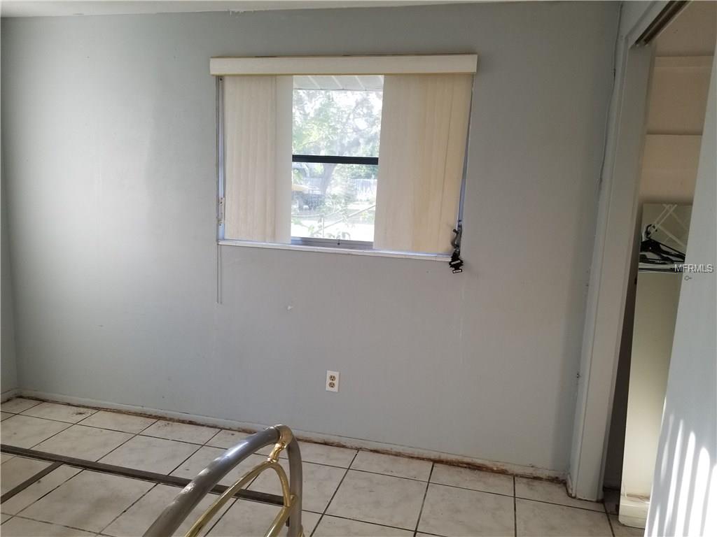 1371 POINCIANA ROAD, VENICE, Florida 34293, 3 Bedrooms Bedrooms, 7 Rooms Rooms,2 BathroomsBathrooms,Residential,For sale,POINCIANA,A4210010