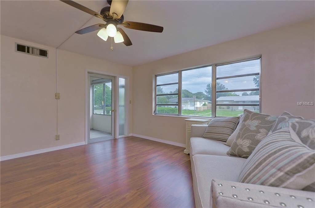 416 73RD AVENUE N, ST PETERSBURG, Florida 33702, 2 Bedrooms Bedrooms, 4 Rooms Rooms,1 BathroomBathrooms,Residential,For sale,73RD,T2902832