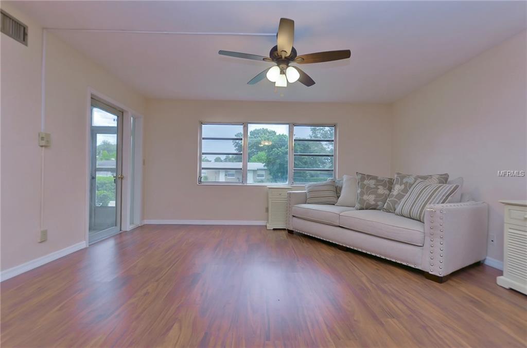 416 73RD AVENUE N, ST PETERSBURG, Florida 33702, 2 Bedrooms Bedrooms, 4 Rooms Rooms,1 BathroomBathrooms,Residential,For sale,73RD,T2902832