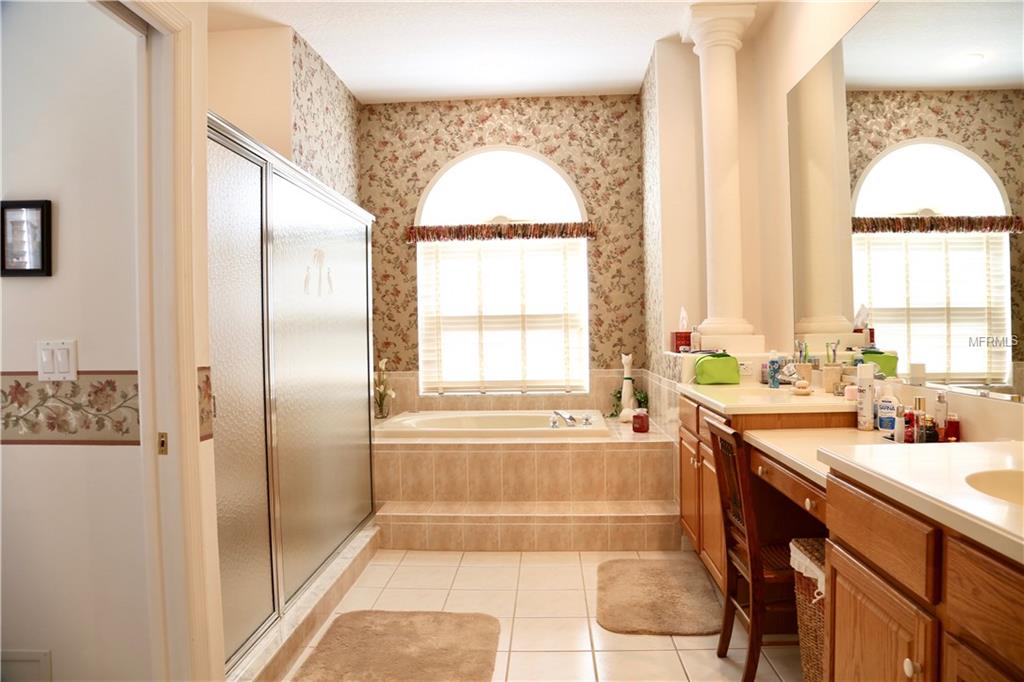 11607 EASTERN STAR COURT, NEW PORT RICHEY, Florida 34654, 3 Bedrooms Bedrooms, 6 Rooms Rooms,3 BathroomsBathrooms,Residential,For sale,EASTERN STAR,W7636356