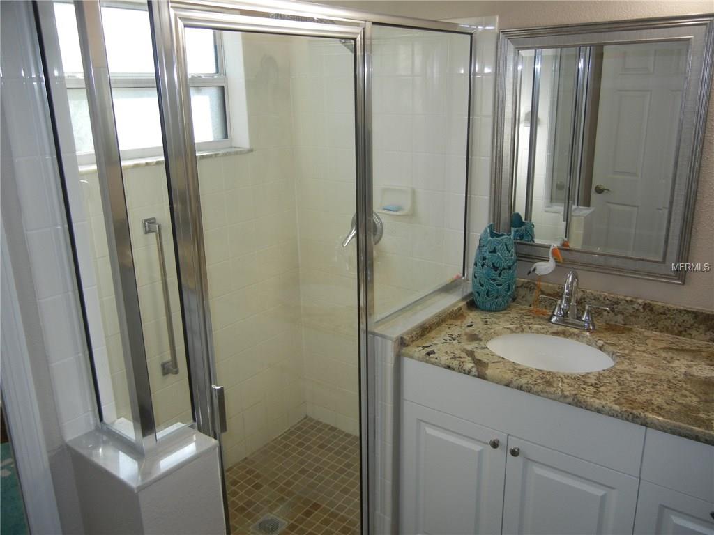 24825 CRANES ROOST CIRCLE, LEESBURG, Florida 34748, 2 Bedrooms Bedrooms, 9 Rooms Rooms,2 BathroomsBathrooms,Residential,For sale,CRANES ROOST,G4851240