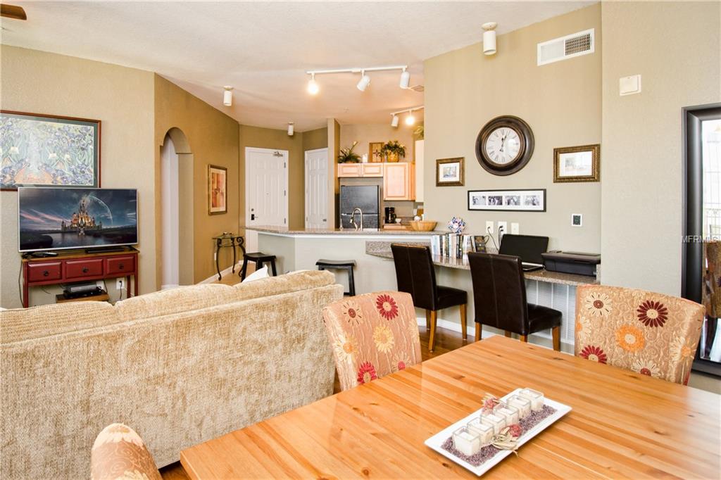 718 TERRACE RIDGE CIRCLE, DAVENPORT, Florida 33896, 3 Bedrooms Bedrooms, 5 Rooms Rooms,2 BathroomsBathrooms,Residential,For sale,TERRACE RIDGE,O5556759