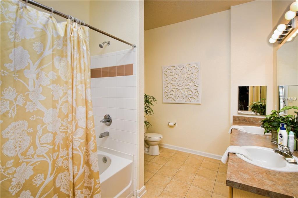 718 TERRACE RIDGE CIRCLE, DAVENPORT, Florida 33896, 3 Bedrooms Bedrooms, 5 Rooms Rooms,2 BathroomsBathrooms,Residential,For sale,TERRACE RIDGE,O5556759