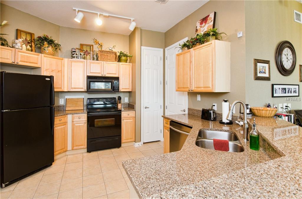 718 TERRACE RIDGE CIRCLE, DAVENPORT, Florida 33896, 3 Bedrooms Bedrooms, 5 Rooms Rooms,2 BathroomsBathrooms,Residential,For sale,TERRACE RIDGE,O5556759