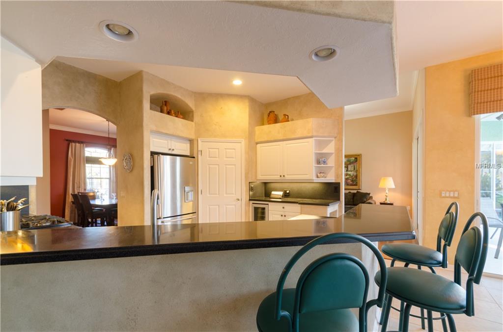 5536 MAGNOLIA TREE TERRACE, SARASOTA, Florida 34233, 3 Bedrooms Bedrooms, 10 Rooms Rooms,2 BathroomsBathrooms,Residential,For sale,MAGNOLIA TREE,A4207617