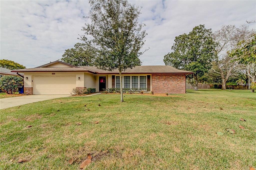 3264 SPRINGWOOD DRIVE, CLEARWATER, Florida 33761, 4 Bedrooms Bedrooms, 7 Rooms Rooms,2 BathroomsBathrooms,Residential,For sale,SPRINGWOOD,U7846875