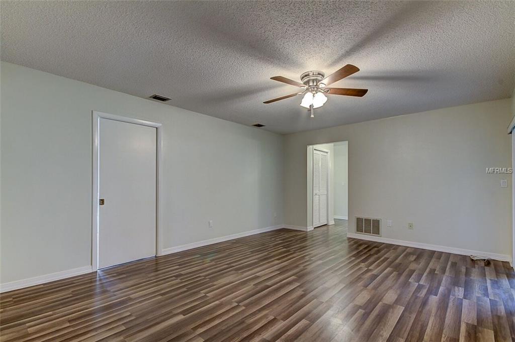 3264 SPRINGWOOD DRIVE, CLEARWATER, Florida 33761, 4 Bedrooms Bedrooms, 7 Rooms Rooms,2 BathroomsBathrooms,Residential,For sale,SPRINGWOOD,U7846875