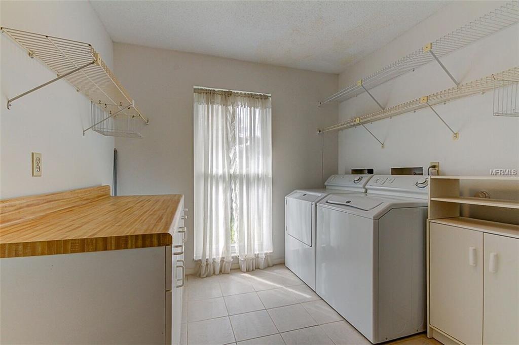 3264 SPRINGWOOD DRIVE, CLEARWATER, Florida 33761, 4 Bedrooms Bedrooms, 7 Rooms Rooms,2 BathroomsBathrooms,Residential,For sale,SPRINGWOOD,U7846875